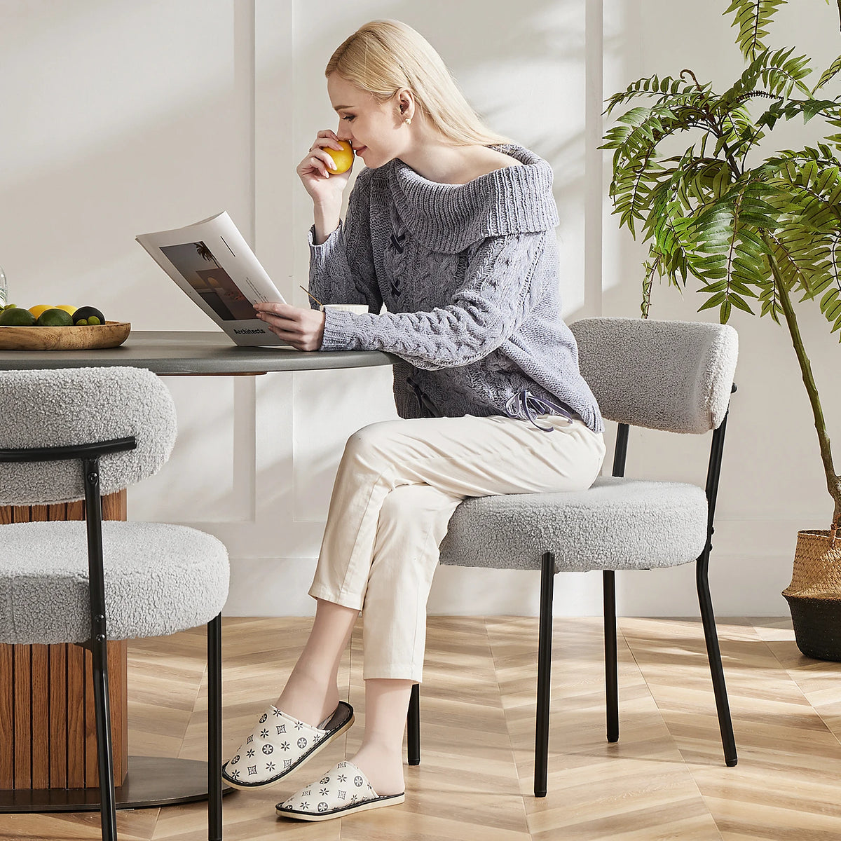 JHK Ergonomic Dining Chairs with Curved Backrests and Metal Legs